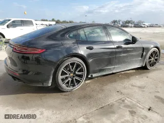 2018 Porsche Panamera with VIN WP0AA2A77JL109788, listed as a Copart auction lot 42781524 with 76,897 mi miles. Bid and sale history available at carsss.com. Image 3.