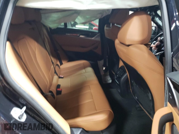 2024 BMW X4 M40i z VIN 5UX43DT07R9T60014, wystawiony jako Copart lot #83686604 z przebiegiem 15 048 mil mil oraz Szkoda całkowita • Salvage title. Historia ofert i sprzedaży dostępna na DreamBid. Obrazek 10.