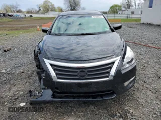 2014 Nissan Altima S with VIN 1N4AL3APXEN250855, listed as a Copart auction lot 52950625 with 163,936 mi miles and Salvage Title. Bid and sale history available at DreamBid. Image 5.