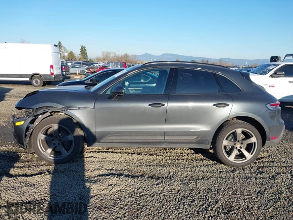 2022 Porsche Macan with VIN WP1AA2A50NLB12096, listed as a IAAI auction lot 41391199 with 15,951 mi miles and . Bid and sale history available at DreamBid. Image 15.