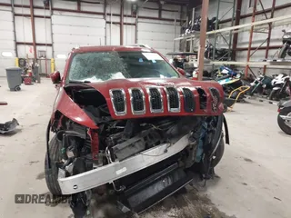 2017 Jeep Cherokee Latitude с VIN 1C4PJMCS9HW546630, выставлен на аукционе IAAI как лот 41577993 с пробегом 126 425 миль миль и . История ставок и продаж доступна на DreamBid. Изображение 6.