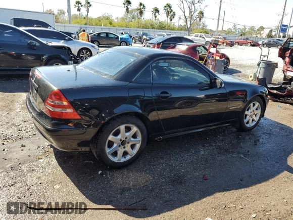 2002 Mercedes-Benz SLK-Class 2.3L Kompressor with VIN WDBKK49F92F254662, listed as a Copart auction lot 43461805 with 107,162 mi miles and Non Repairable. Bid and sale history available at carsss.com. Image 3.