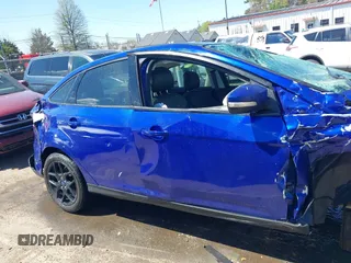 2015 Ford Focus SE with VIN 1FADP3F21FL321890, listed as a IAAI auction lot 41892087 with 193,772 mi miles and . Bid and sale history available at carsss.com. Image 14.
