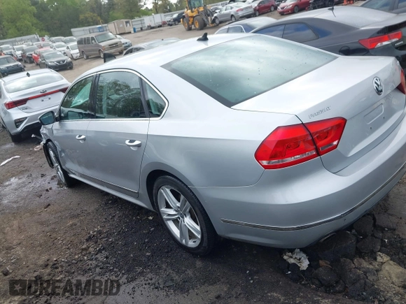 2015 Volkswagen Passat Sport с VIN 1VWBT7A35FC050110, выставлен на аукционе IAAI как лот 41937257 с пробегом 113 396 миль миль и . История ставок и продаж доступна на DreamBid. Изображение 3.