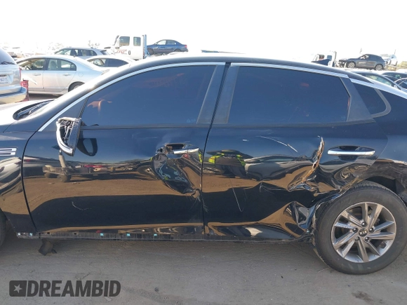 2020 Kia Optima LX z VIN 5XXGT4L30LG397179, wystawiony jako IAAI lot #41687616 z przebiegiem 69 253 mil mil oraz . Historia ofert i sprzedaży dostępna na DreamBid. Obrazek 13.