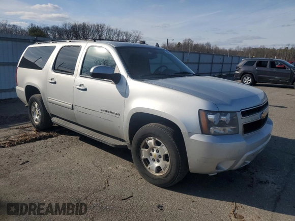 2011 Chevrolet Suburban z VIN 1GNSKHE39BR266160, wystawiony jako Copart lot #46368555 z przebiegiem 230 458 mil mil oraz Czysty tytuł • Clean title. Historia ofert i sprzedaży dostępna na DreamBid. Obrazek 4.