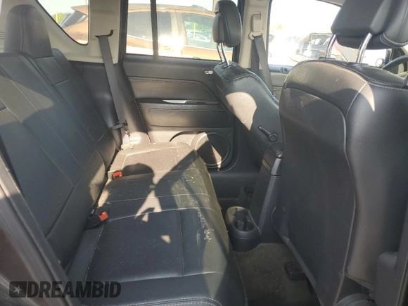 2017 Jeep Compass Latitude with VIN 1C4NJDEB4HD164960, listed as a Copart auction lot 59114645 with 118,921 mi miles and Salvage title. Bid and sale history available at DreamBid. Image 11.