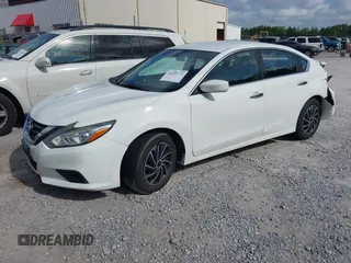 2016 Nissan Altima S z VIN 1N4AL3AP8GN327970, wystawiony jako IAAI lot #42433772 z przebiegiem 166 483 mil mil oraz . Historia ofert i sprzedaży dostępna na DreamBid. Obrazek 2.