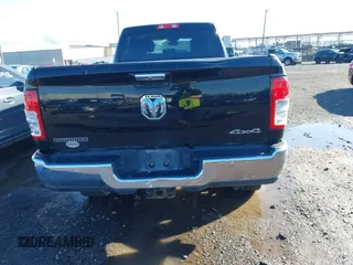 2019 Ram 2500 Big Horn with VIN 3C6UR5JL7KG626549, listed as a IAAI auction lot 42034609 with 47,996 mi miles. Bid and sale history available at carsss.com. Image 16.