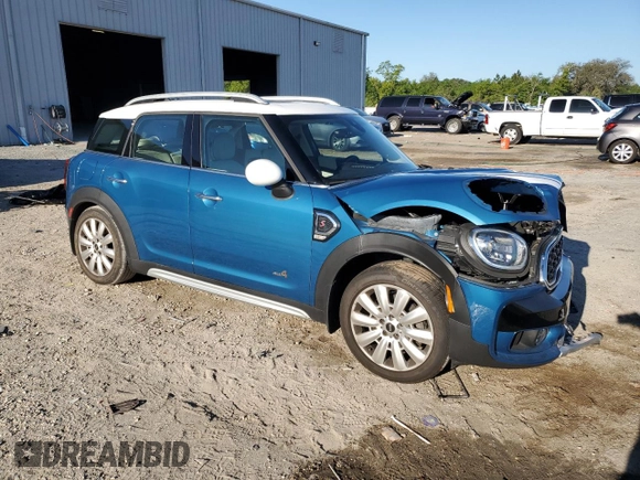 2019 MINI Countryman Cooper S with VIN WMZYT5C50K3J87689, listed as a Copart auction lot 53186975 with 32,688 mi miles and Salvage Title. Bid and sale history available at carsss.com. Image 4.