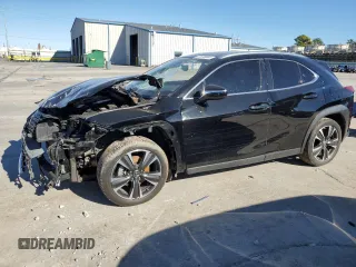 2020 Lexus UX with VIN JTHP3JBH3L2021253, listed as a Copart auction lot 81670944 with 42,604 mi miles and Salvage Title. Bid and sale history available at carsss.com. Image 1.