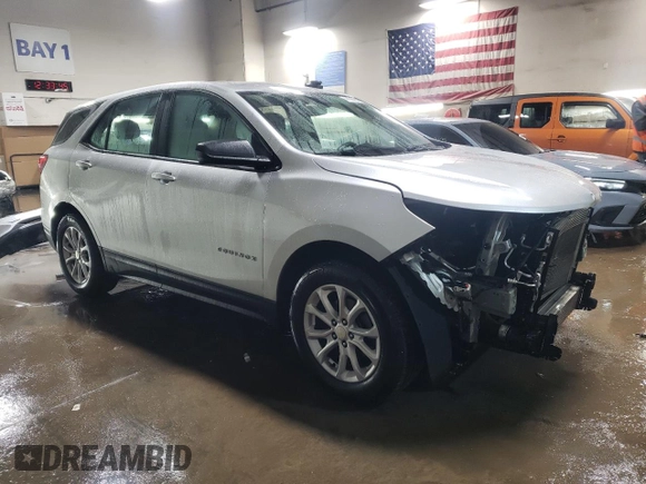 2019 Chevrolet Equinox LS with VIN 3GNAXHEV0KS541930, listed as a Copart auction lot 44980095 with 106,374 mi miles and Salvage Title. Bid and sale history available at carsss.com. Image 4.