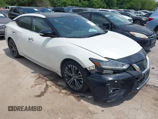 2019 Nissan Maxima SV with VIN 1N4AA6AVXKC370667, listed as a IAAI auction lot 42129403 with 79,471 mi miles. Bid and sale history available at carsss.com. Image 1.