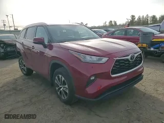 2020 Toyota Highlander XLE with VIN 5TDGZRBH7LS506678, listed as a Copart auction lot 48966645 with 73,176 mi miles and Salvage Title. Bid and sale history available at carsss.com. Image 12.