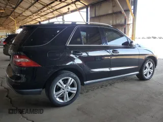 2013 Mercedes-Benz M 350 with VIN 4JGDA5JB7DA142448, listed as a Copart auction lot 49748035 with 117,601 mi miles and Clean Title. Bid and sale history available at DreamBid. Image 3.