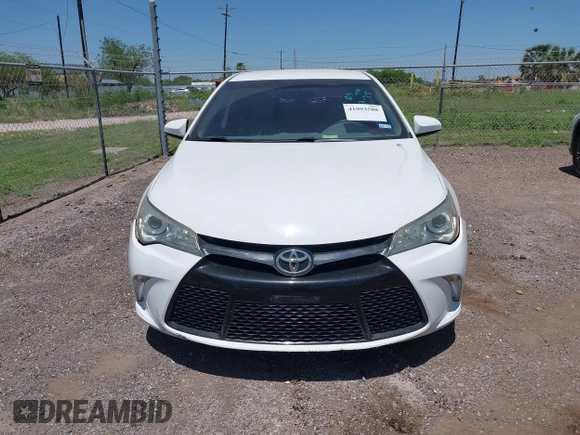 2015 Toyota Camry XLE with VIN 4T1BF1FK2FU895574, listed as a IAAI auction lot 41993588 with 107,377 mi miles. Bid and sale history available at carsss.com. Image 12.