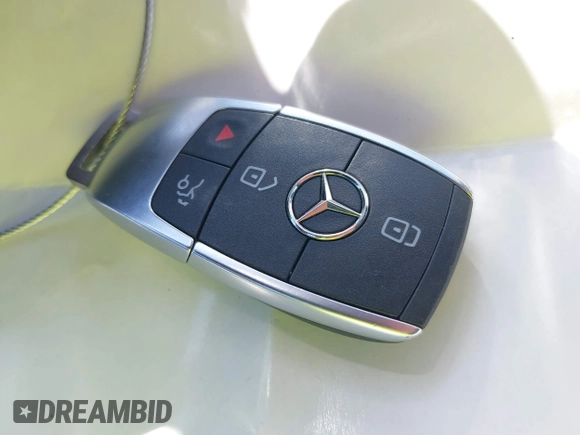 2020 Mercedes-Benz GLE 350 with VIN 4JGFB4KB2LA013188, listed as a IAAI auction lot 39476174 with 52,038 mi miles and . Bid and sale history available at DreamBid. Image 11.