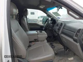 2019 Ford F-250 XL with VIN 1FT7W2B62KED14801, listed as a IAAI auction lot 42523552 with 268,169 mi miles and . Bid and sale history available at DreamBid. Image 5.