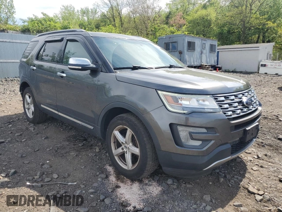 2017 Ford Explorer XLT z VIN 1FM5K8D85HGA96432, wystawiony jako Copart lot #55010315 z przebiegiem 108 632 mil mil oraz Szkoda całkowita • Salvage title. Historia ofert i sprzedaży dostępna na DreamBid. Obrazek 4.