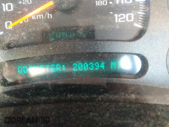 2004 Chevrolet Silverado 1500 Work Truck with VIN 1GCEC14X54Z295107, listed as a IAAI auction lot 42136228 with 200,394 mi miles. Bid and sale history available at carsss.com. Image 7.