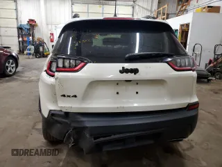 2019 Jeep Cherokee Altitude с VIN 1C4PJMLX6KD301833, выставлен на аукционе Copart как лот 58060415 с пробегом 78 328 миль миль и Списание • Salvage title. История ставок и продаж доступна на DreamBid. Изображение 6.