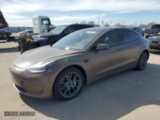 2022 Tesla Model 3 Long Range with VIN 5YJ3E1EB5NF269991, listed as a Copart auction lot 47433235 with 38,230 mi miles and Salvage Title. Bid and sale history available at carsss.com. Image 1.