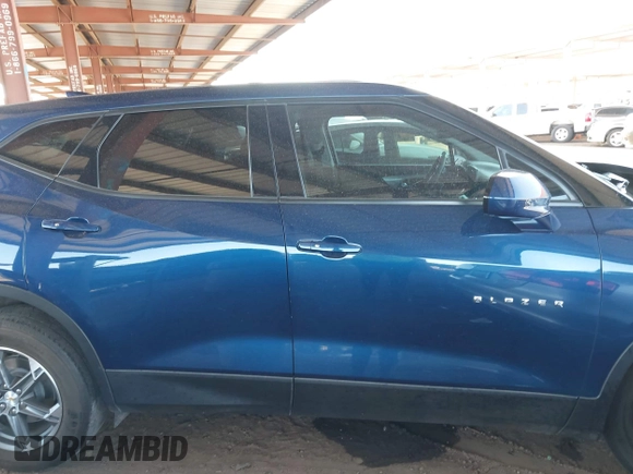 2023 Chevrolet Blazer LT z VIN 3GNKBHR40PS120009, wystawiony jako IAAI lot #41970375 z przebiegiem 71 933 mil mil oraz . Historia ofert i sprzedaży dostępna na DreamBid. Obrazek 13.