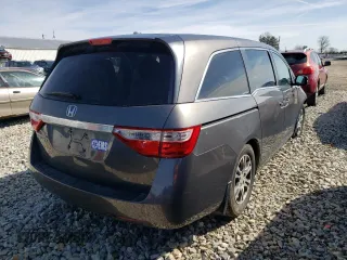 2013 Honda Odyssey EX-L with VIN 5FNRL5H68DB044162, listed as a Copart auction lot 49541385 with 262,550 mi miles and Clean Title. Bid and sale history available at carsss.com. Image 3.