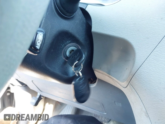 2014 Toyota Sienna LE AAS with VIN 5TDKK3DC4ES445998, listed as a IAAI auction lot 42093872 with 220,943 mi miles. Bid and sale history available at carsss.com. Image 11.