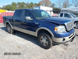 2008 Ford F-150 XLT with VIN 1FTPW12V58FA17588, listed as a IAAI auction lot 41016713 with 272,162 mi miles. Bid and sale history available at carsss.com. Image 1.
