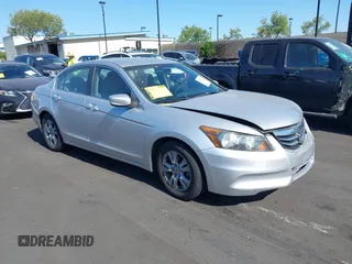 2012 Honda Accord LX Premium z VIN 1HGCP2F43CA028857, wystawiony jako IAAI lot #42301026 z przebiegiem 86 629 mil mil oraz . Historia ofert i sprzedaży dostępna na DreamBid. Obrazek 1.