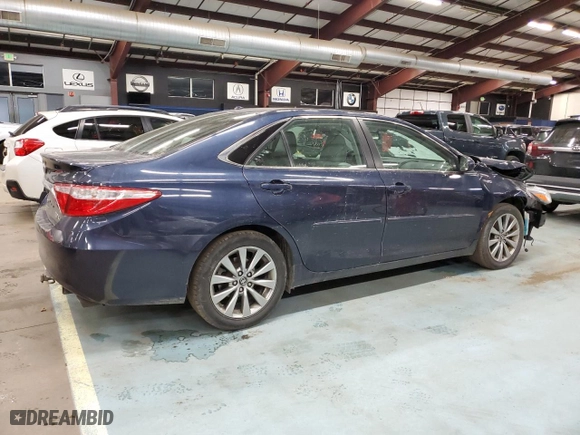 2015 Toyota Camry Hybrid LE with VIN 4T1BD1FK7FU152396, listed as a Copart auction lot 83654734 with 63,822 mi miles and Salvage Title. Bid and sale history available at carsss.com. Image 3.