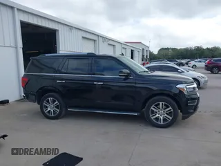 2022 Ford Expedition Limited with VIN 1FMJU1KT5NEA67706, listed as a IAAI auction lot 41562460 with 36,692 mi miles. Bid and sale history available at carsss.com. Image 14.