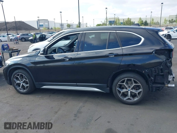2019 BMW X1 sDrive28i with VIN WBXHU7C59K5L12320, listed as a IAAI auction lot 42116860 with 28,183 mi miles and . Bid and sale history available at DreamBid. Image 15.