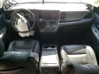 2018 Toyota Sienna SE with VIN 5TDXZ3DC9JS937339, listed as a Copart auction lot 50447875 with 129,144 mi miles and Salvage title. Bid and sale history available at DreamBid. Image 8.