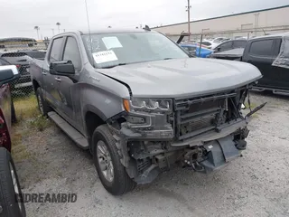 2019 Chevrolet Silverado 1500 LT with VIN 3GCPYDEK1KG242867, listed as a IAAI auction lot 41342133 with 119,442 mi miles. Bid and sale history available at carsss.com. Image 1.