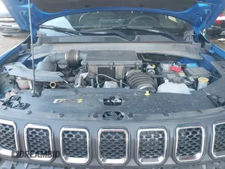2023 Jeep Compass Latitude with VIN 3C4NJDBNXPT554436, listed as a IAAI auction lot 41822817 with 22,073 mi miles and . Bid and sale history available at DreamBid. Image 10.
