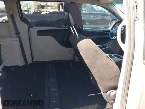 2013 Dodge Grand Caravan SXT with VIN 2C4RDGCGXDR635008, listed as a IAAI auction lot 41859146 with 133,119 mi miles and . Bid and sale history available at DreamBid. Image 8.