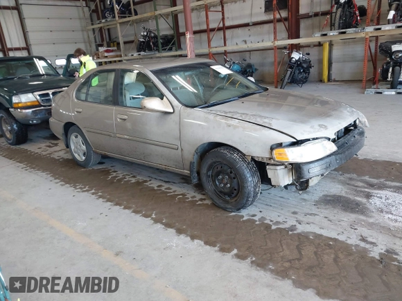 2001 Nissan Altima GXE with VIN 1N4DL01D91C128284, listed as a IAAI auction lot 41649006 with 75,262 mi miles. Bid and sale history available at carsss.com. Image 1.