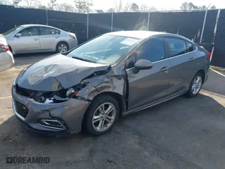 2018 Chevrolet Cruze LT with VIN 1G1BE5SM6J7155368, listed as a IAAI auction lot 41643878 with NaN miles. Bid and sale history available at carsss.com. Image 17.