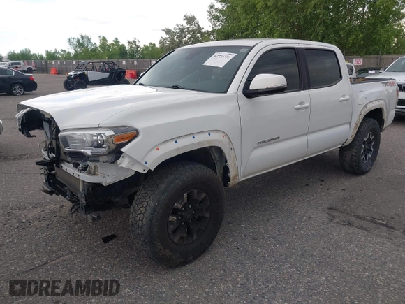 2020 Toyota Tacoma SR5 z VIN 5TFCZ5AN5LX242708, wystawiony jako IAAI lot #42356772 z przebiegiem 65 442 mil mil oraz . Historia ofert i sprzedaży dostępna na DreamBid. Obrazek 2.