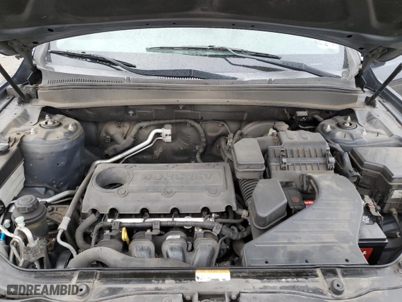 2011 Hyundai Santa Fe GLS with VIN 5XYZGDAB4BG040010, listed as a Copart auction lot 47053865 with 171,700 mi miles and Non Repairable. Bid and sale history available at carsss.com. Image 12.