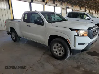 2023 Nissan Frontier S z VIN 1N6ED1CL6PN642920, wystawiony jako Copart lot #57997815 z przebiegiem 33 065 mil mil oraz Czysty tytuł • Clean title. Historia ofert i sprzedaży dostępna na DreamBid. Obrazek 4.