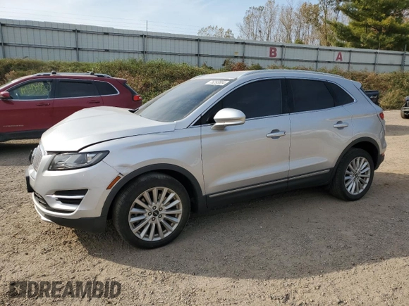 2019 Lincoln MKC Standard with VIN 5LMCJ1D93KUL07403, listed as a Copart auction lot 75293804 with 77,811 mi miles and Non Repairable. Bid and sale history available at DreamBid. Image 1.