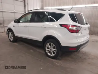 2018 Ford Escape SE z VIN 1FMCU9GD2JUB17518, wystawiony jako IAAI lot #41919245 z przebiegiem 102 626 mil mil oraz . Historia ofert i sprzedaży dostępna na DreamBid. Obrazek 3.