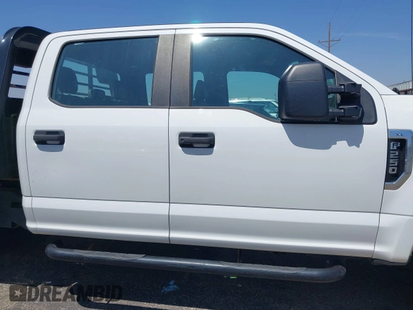 2019 Ford F-250 XL с VIN 1FD7W2B61KEG48751, выставлен на аукционе IAAI как лот 42595513 с пробегом Не указан миль и . История ставок и продаж доступна на DreamBid. Изображение 13.