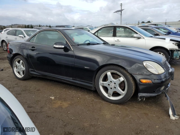 2002 Mercedes-Benz SLK-Class 3.2L with VIN WDBKK65F42F241268, listed as a Copart auction lot 45150305 with 164,998 mi miles and Salvage Title. Bid and sale history available at carsss.com. Image 4.