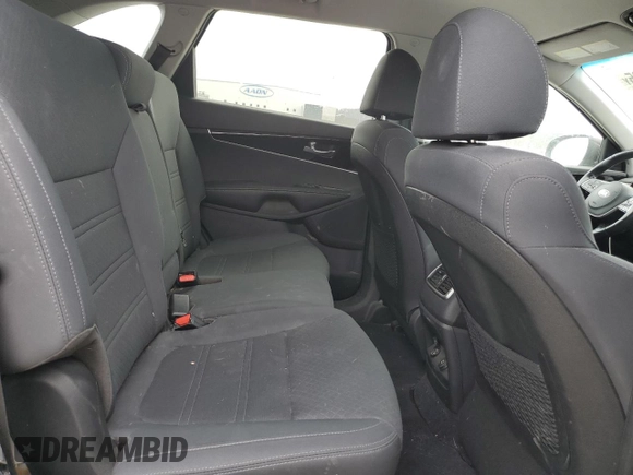 2020 Kia Sorento LX with VIN 5XYPG4A37LG659928, listed as a Copart auction lot 46437335 with 109,802 mi miles and Salvage Title. Bid and sale history available at carsss.com. Image 11.