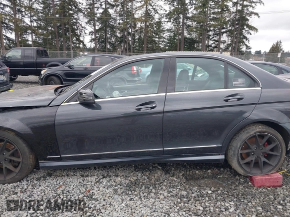 2010 Mercedes-Benz C C 300 Sport with VIN WDDGF8BBXAF429919, listed as a IAAI auction lot 41593041 with 99,185 mi miles. Bid and sale history available at carsss.com. Image 14.
