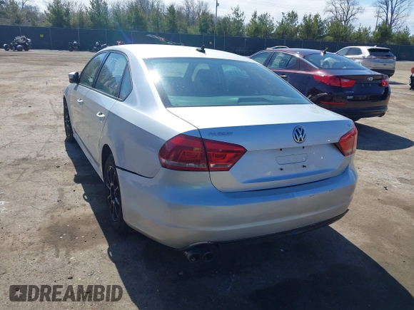 2015 Volkswagen Passat 1.8T Limited Edition with VIN 1VWAT7A32FC043594, listed as a IAAI auction lot 41867799 with 195,144 mi miles. Bid and sale history available at carsss.com. Image 3.